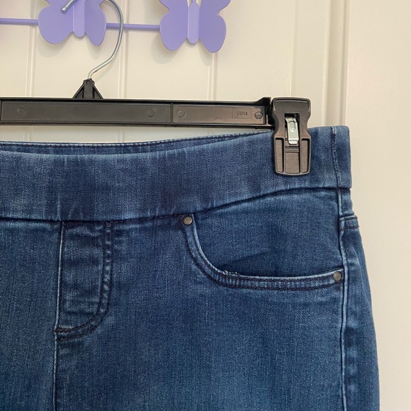EUC LEE women’s medium wash blue denim pull on straight cut jeans size 8‎ short - Picture 2 of 8